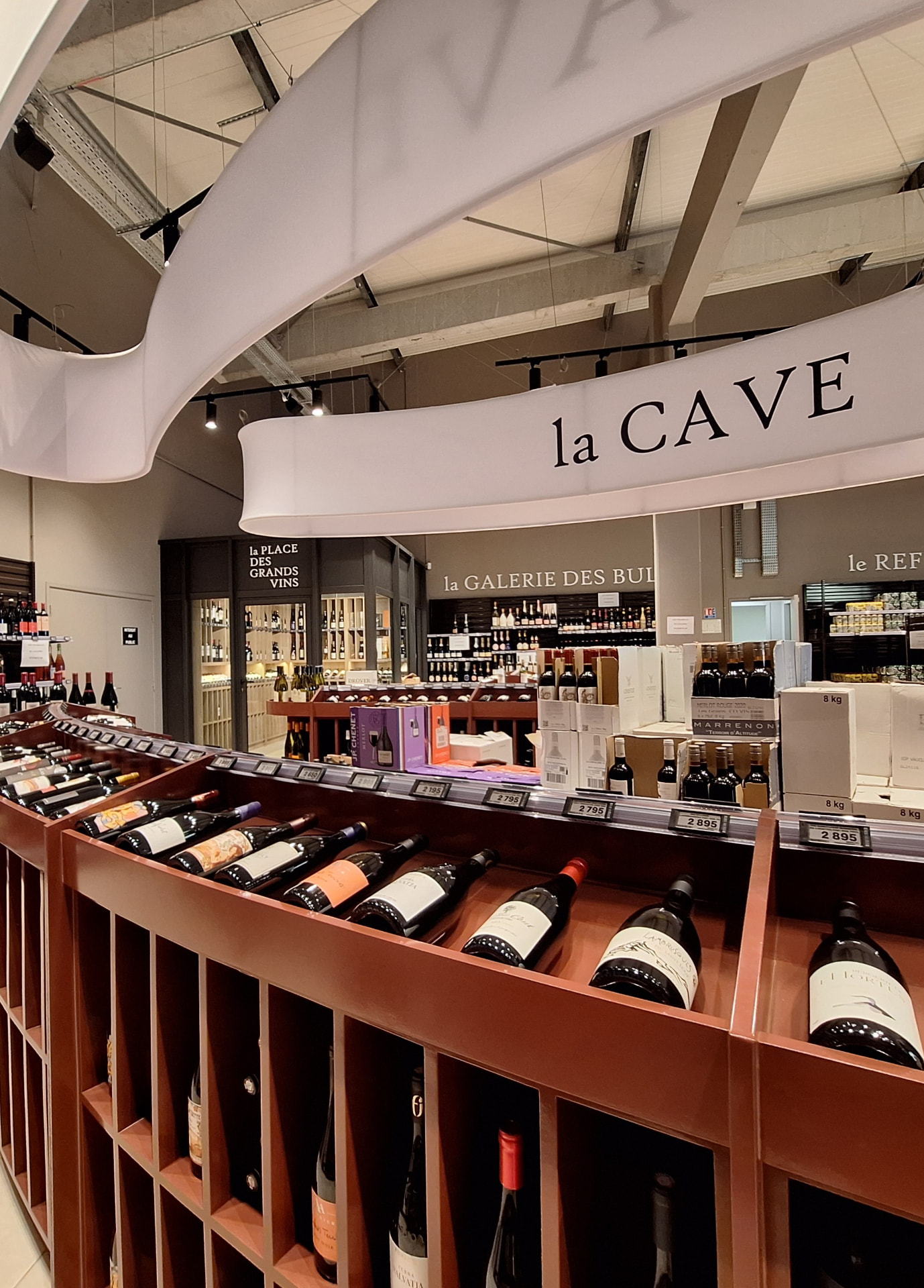 Présentoirs de bouteilles de l’espace cave à vin